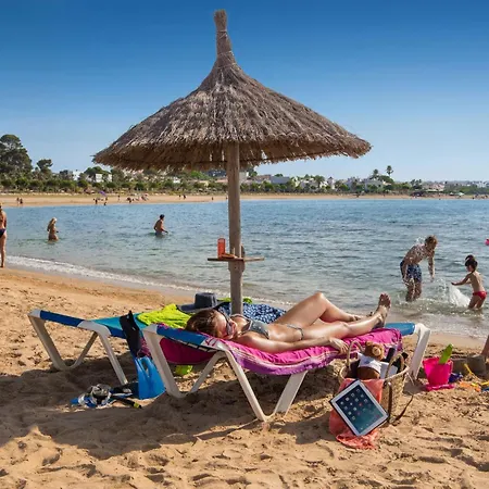Maria Paz Cambrils